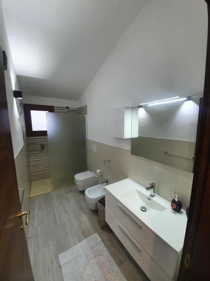 Appartamento Stangoni Badesi Bagian luar foto