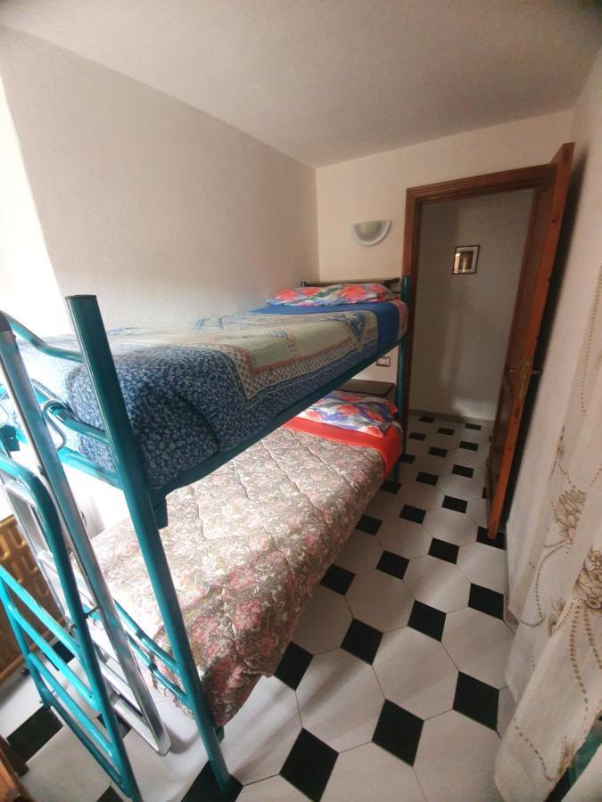 Appartamento Stangoni Badesi Bagian luar foto